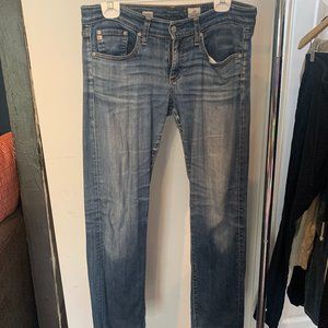 AG Jeans Tomboy Relaxed Straight Size 29R
